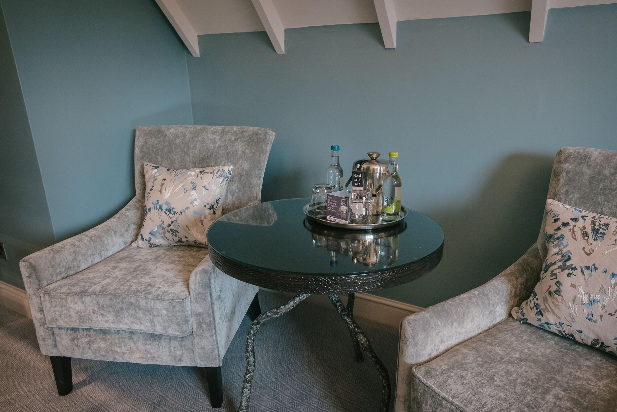 Hogarths Stone Manor 호텔 키더민스터 외부 사진